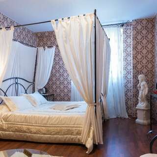 Гостиница Уют Сургут Номер первой категории №6-1